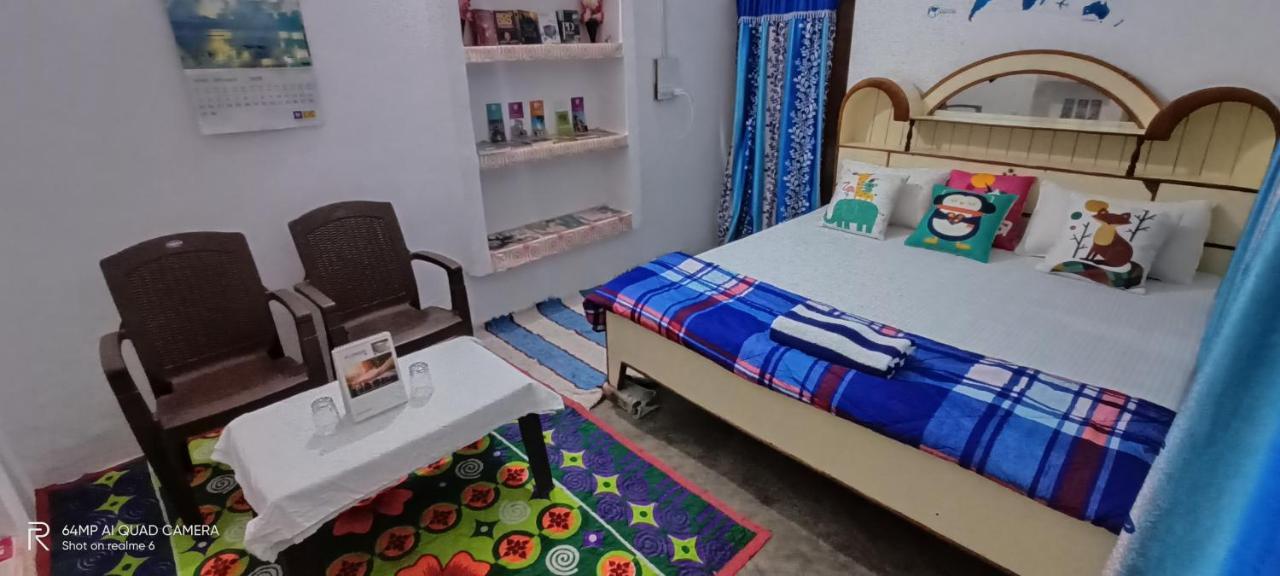 Hostel Buddha Khajurāho Extérieur photo