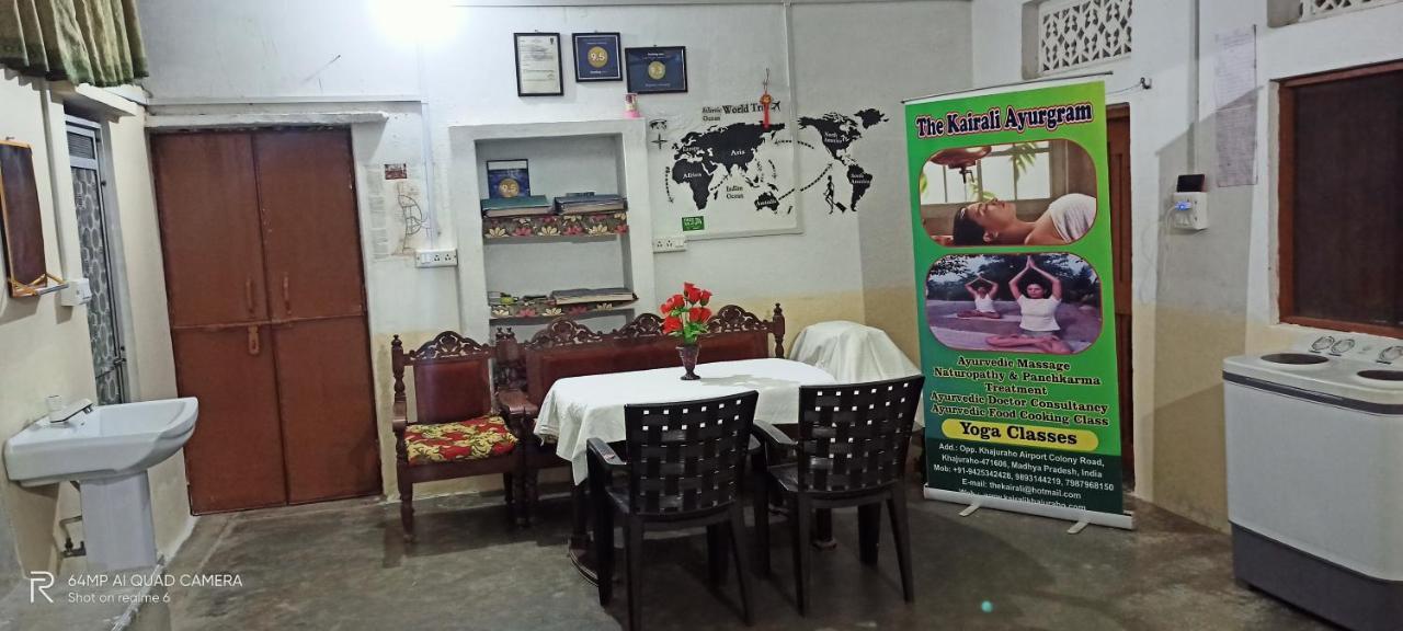Hostel Buddha Khajurāho Extérieur photo