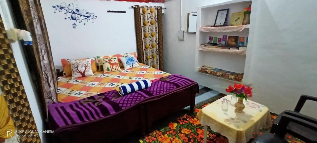 Hostel Buddha Khajurāho Chambre photo